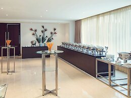 Mercure Hyderabad KCP Hotel