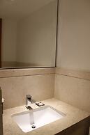 Mercure Hyderabad KCP Hotel