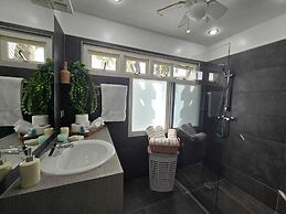 Bubali Villa & Apartments