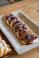 Super Paradise Hotel