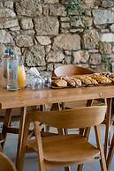 Super Paradise Hotel