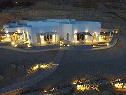 Super Paradise Hotel