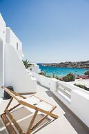 Super Paradise Hotel