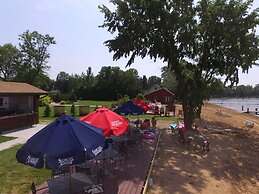Appeldoorn's Sunset Bay Resort