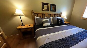 Appeldoorn's Sunset Bay Resort