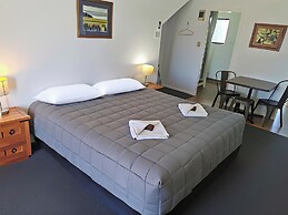 Drury Motor Lodge