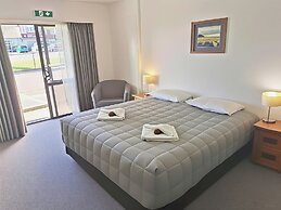 Drury Motor Lodge