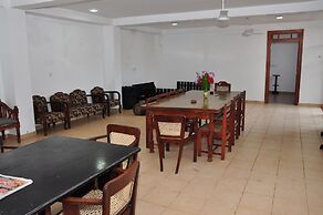 SURF UNA Beach Hotel