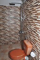 SURF UNA Beach Hotel