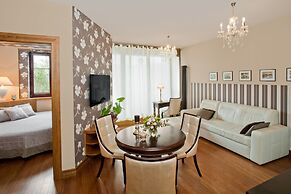 Parkside Apartments Old Town