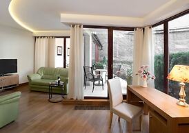 Parkside Apartments Old Town