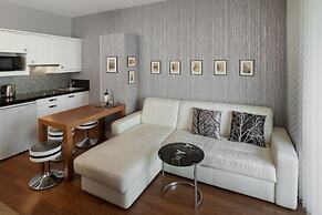 Parkside Apartments Old Town