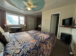 Holiday Motel