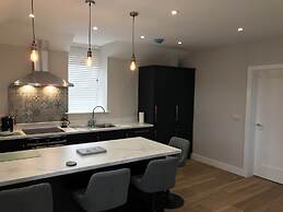 Stable Court Apartments