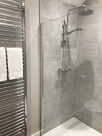 Stable Court Apartments