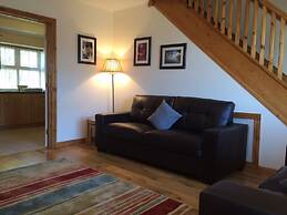 Stable Court Apartments