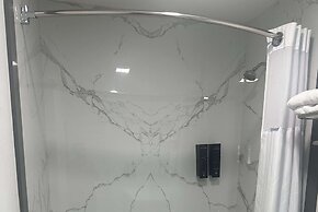 Super 8 by Wyndham Oceanside Downtown