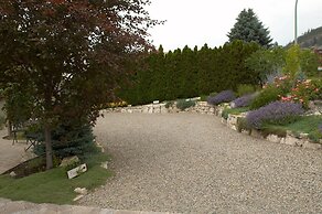 A Vista Villa Couples Retreat