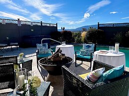 A Vista Villa Couples Retreat