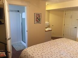 All Seasons Bed & Breakfast