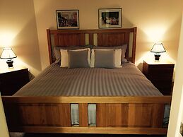 All Seasons Bed & Breakfast