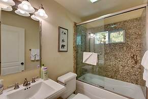 1261 Country Club Drive