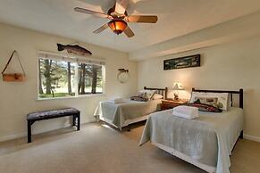 1261 Country Club Drive