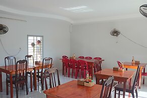 Sunrise Village Hotel