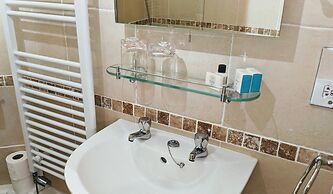 Ivybridge Guest House