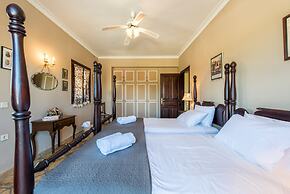 Sarakino The House of Literature