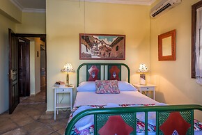 Sarakino The House of Literature