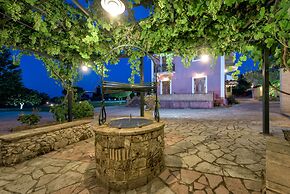 Sarakino The House of Literature