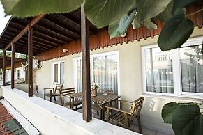 Büyükada Apart Hotel - Yeni Apart