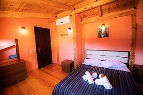 Argo Maisonettes & Suites