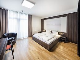 sevenDays Hotel BoardingHouse