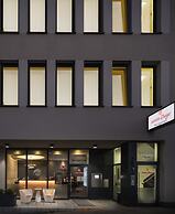 sevenDays Hotel BoardingHouse