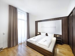 sevenDays Hotel BoardingHouse