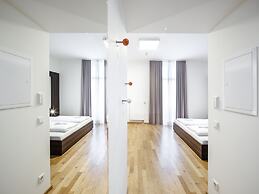 sevenDays Hotel BoardingHouse