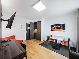 sevenDays Hotel BoardingHouse