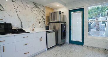 Ivory Sands Beach Suites