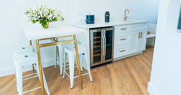 Ivory Sands Beach Suites