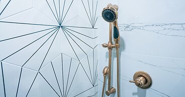 Ivory Sands Beach Suites