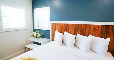 Ivory Sands Beach Suites