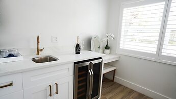 Ivory Sands Beach Suites