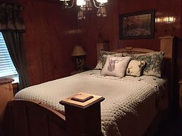 Whip Or Wheel Cabins