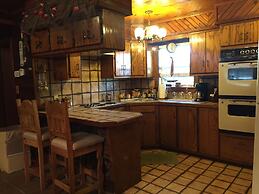 Whip Or Wheel Cabins