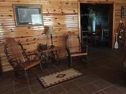 Whip Or Wheel Cabins