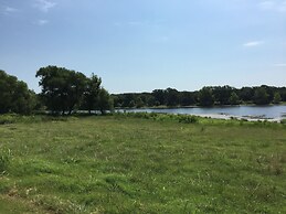 Whip Or Wheel Cabins