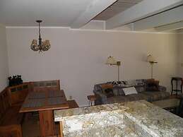 357 Ala-Wai Unit 209