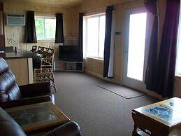 Angel Rock Waterfront Cottages and Vacation Homes